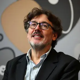 Escritor de São Caetano é finalista no Prêmio Ecos da Literatura