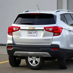 Chevrolet Tracker híbrido flex